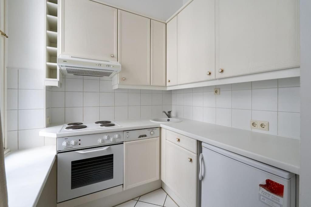 Historic Heart Apartment Виена Екстериор снимка